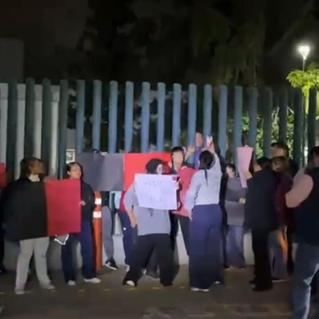 Trabajadores del IMSS Bloquean Vialidades para Exigir Mejoras Laborales